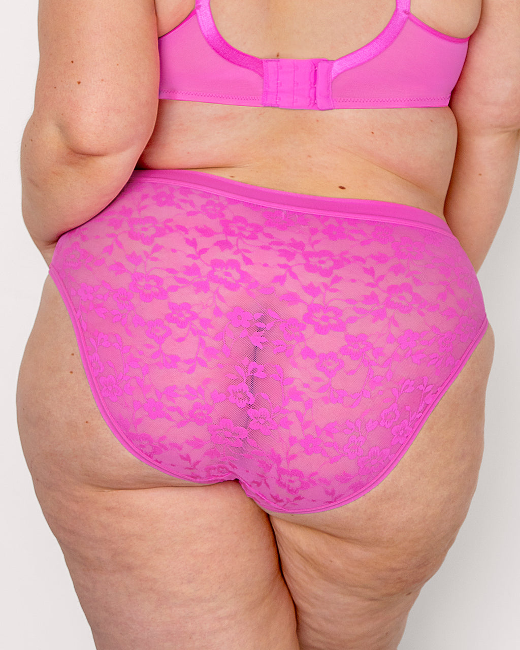 No-Show Lace String Bikini - Blushing Rose – Curvy Couture