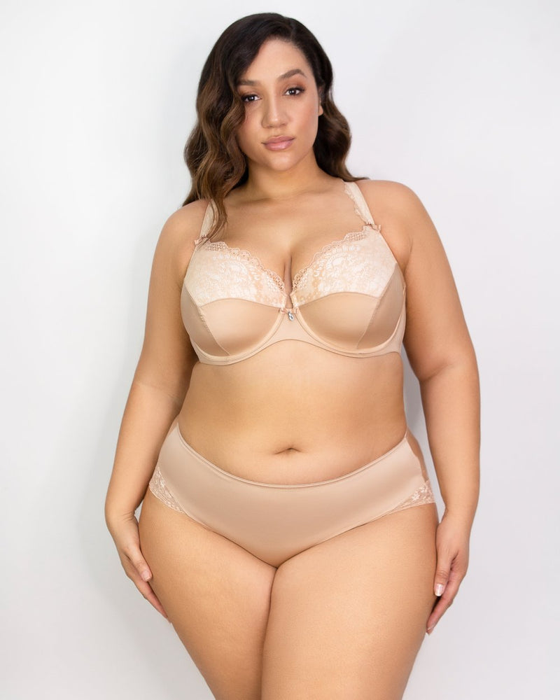 CURVY - Kiss & Tell Lace Bralette - Nude